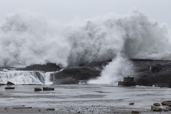 Els efectes del canvi climàtic a "Fantasmes del tsunami" | Llibreria La Gralla | Llibreria online de Granollers