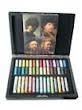 CAIXA FUSTA PASTELS REMBRANDT + DVD | 8712079270155 | TAL31842006 | Llibreria La Gralla | Librería online de Granollers