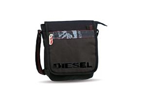 ***MACUTO DIESEL PETIT NEGRE  | 8435322811485 | DIE83321 | Llibreria La Gralla | Librería online de Granollers