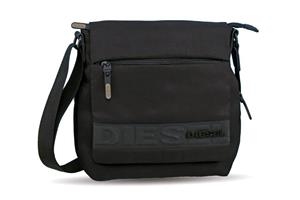 ***BANDOLERA DIESEL SOLAPA CREMALLERA HORITZONTAL NEGRA 2013 | 8435382702624 | DIE9014901 | Llibreria La Gralla | Llibreria online de Granollers