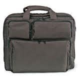 ***MALETA ORDINADOR TUCANO LARGOPROFILO 15,4'' MARRO 11 | 8020252016453 | TUCBLAPM | Llibreria La Gralla | Llibreria online de Granollers