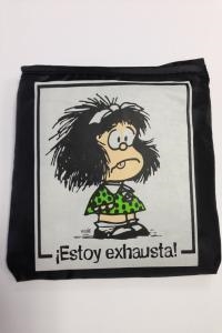 BOSSA PLEGABLE NEGRA MAFALDA ¡ESTOY EXHAUSTA! | 9788868210663 | MAGAZZINI SALANI | Llibreria La Gralla | Llibreria online de Granollers