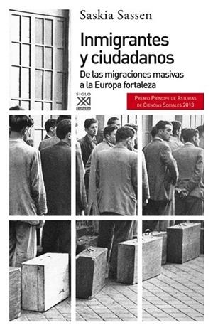 INMIGRANTES Y CIUDADANOS | 9788432316524 | SASSEN, SASKIA | Llibreria La Gralla | Librería online de Granollers