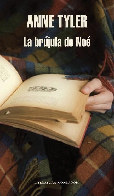 BRÚJULA DE NOÉ, LA | 9788439722212 | TYLER, ANNE | Llibreria La Gralla | Librería online de Granollers