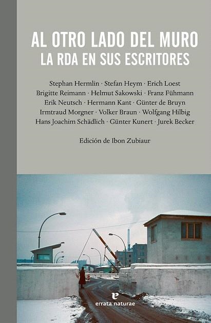 AL OTRO LADO DEL MURO | 9788415217725 | VV.AA. | Llibreria La Gralla | Llibreria online de Granollers