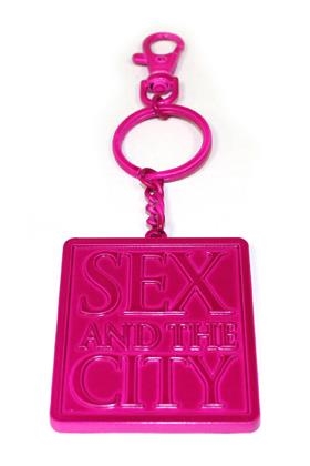 CLAUER TIPUS MOSQUETÓ AMB LOGO SEX AND THE CITY | 8436546890362 | UNDERGROUND TOYS | Llibreria La Gralla | Librería online de Granollers