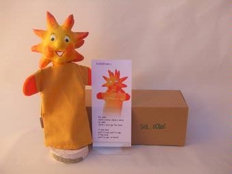 CANÇÓ SOL, SOLET AMB TITELLA DE MÀ | LG1638 | BUFALLUMS | Llibreria La Gralla | Llibreria online de Granollers