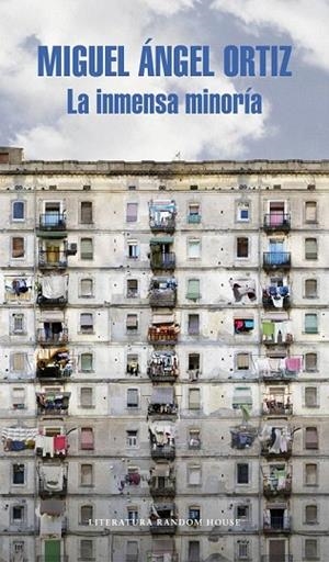 INMENSA MINORÍA, LA | 9788439729044 | ORTIZ, MIGUEL ANGEL | Llibreria La Gralla | Llibreria online de Granollers