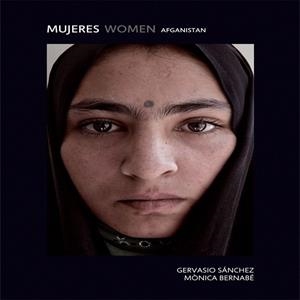 MUJERES  WOMEN | 9788498018011 | SÁNCHEZ, GERVASIO/BERNABÉ, MÒNICA | Llibreria La Gralla | Llibreria online de Granollers