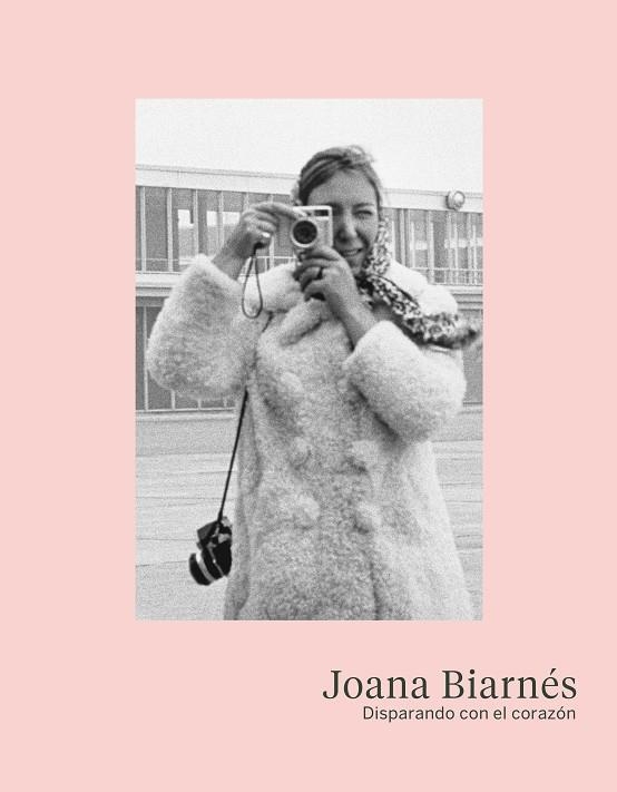 JOANA BIARNÉS. DISPARANDO CON EL CORAZÓN | 9788417056087 | BIARNÉS, JOANA | Llibreria La Gralla | Librería online de Granollers