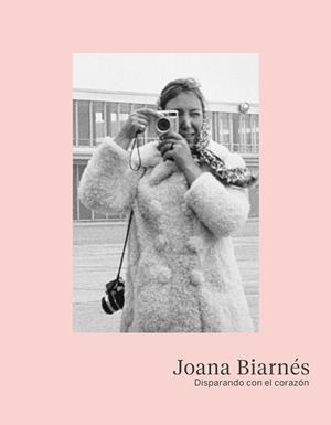JOANA BIARNÉS. DISPARANDO CON EL CORAZÓN | 9788417056087 | BIARNÉS, JOANA | Llibreria La Gralla | Librería online de Granollers