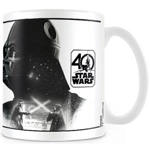 TASSA CERAMICA STAR WARS 40TH ANIVERSARY DARTH VADER | 5050574246569 | DISNEY | Llibreria La Gralla | Librería online de Granollers