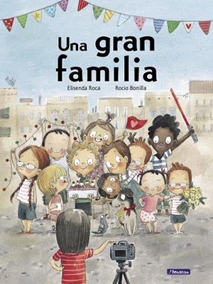 UNA GRAN FAMILIA | 9788448852542 | ROCA, ELISENDA; BONILLA, ROCIO | Llibreria La Gralla | Llibreria online de Granollers