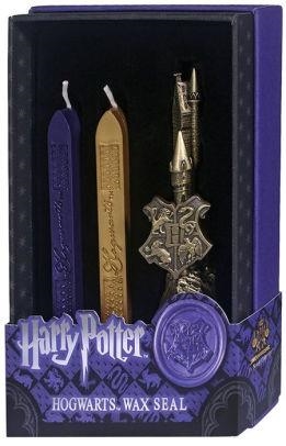 HARRY POTTER. SELLO HOGWARTS 10 CMS. | 8492410029122 | NOBLE COLLECTION | Llibreria La Gralla | Llibreria online de Granollers