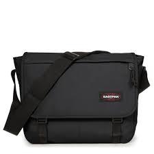 BANDOLERA EASTPAK DELEGATE NEGRA | 5400852538013 | EASEK26E008 | Llibreria La Gralla | Llibreria online de Granollers