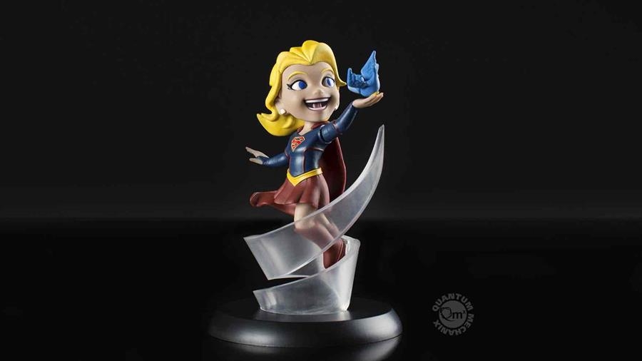 SUPERGIRL FIGURA DC COMICS Q-FIG | 8120950234330 | QUANTUM MECHANIX | Llibreria La Gralla | Librería online de Granollers