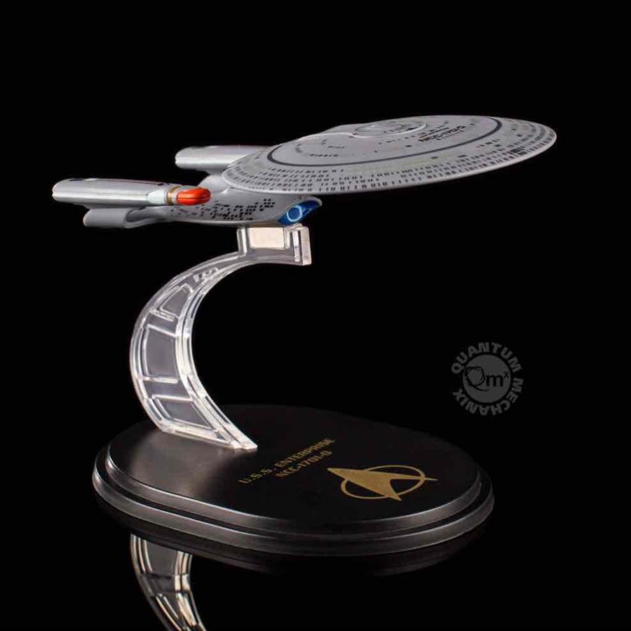 U.S.S. ENTERPRISE NCC-1701 D REPLICA 8 CMS. STAR TREK THE NEXT GENERATION | 8120950240652 | QUANTUM MECHANIX | Llibreria La Gralla | Librería online de Granollers