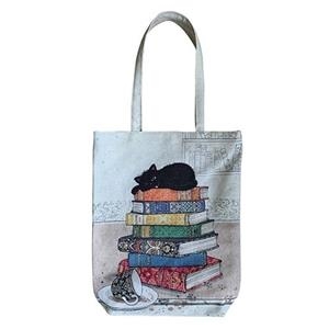 BOLSA DE TELA CON ASAS GATO SOBRE LIBROS | 3700572762722 | KIUB | Llibreria La Gralla | Llibreria online de Granollers
