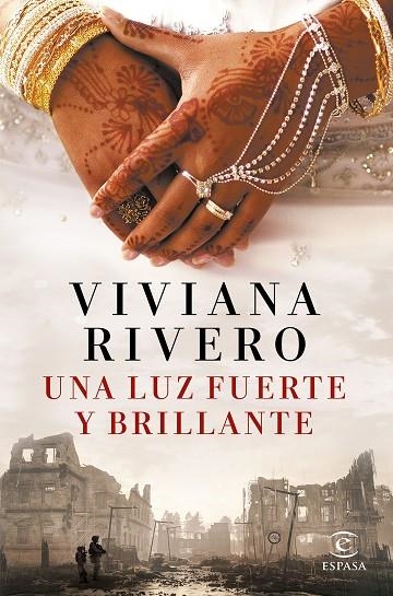 UNA LUZ FUERTE Y BRILLANTE | 9788467065824 | RIVERO, VIVIANA | Llibreria La Gralla | Llibreria online de Granollers