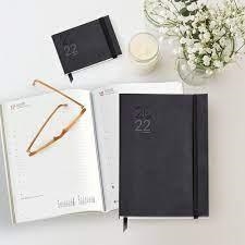 AGENDA 2023 MIQUELRIUS LUXOR A5 DP CAT | 8422593229095 | MR22909 | Llibreria La Gralla | Llibreria online de Granollers