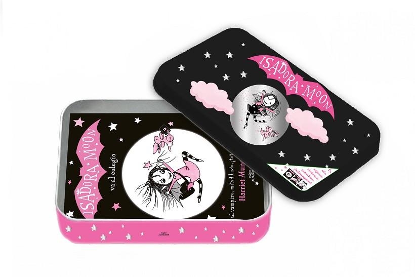 ISADORA MOON - UN COFRE MÁGICO CON 3 HISTORIAS DE ISADORA MOON (¡INCLUYE PEGATIN | 9788419366122 | MUNCASTER, HARRIET | Llibreria La Gralla | Llibreria online de Granollers