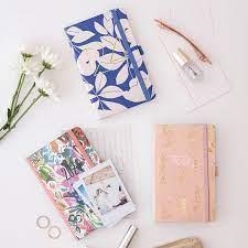 AGENDA 2024 MIQUELRIUS PLUS A5 DP CAT LILLY | 8422593229330 | MR22933 | Llibreria La Gralla | Llibreria online de Granollers