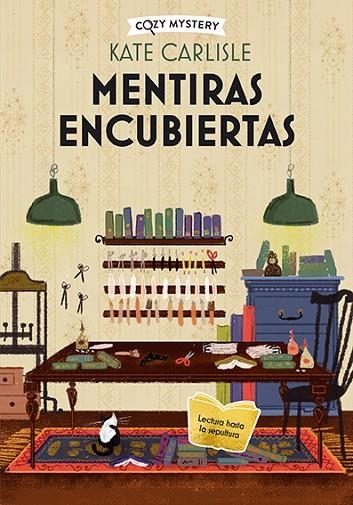 MENTIRAS ENCUBIERTAS (COZY MYSTERY) | 9788419599377 | CARLISLE, KATE | Llibreria La Gralla | Librería online de Granollers