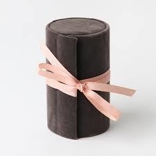 JOIER TUB CAROLINE GARDNER VELLUT MARRÓ  | 5034931168374 | JBR101 | Llibreria La Gralla | Llibreria online de Granollers