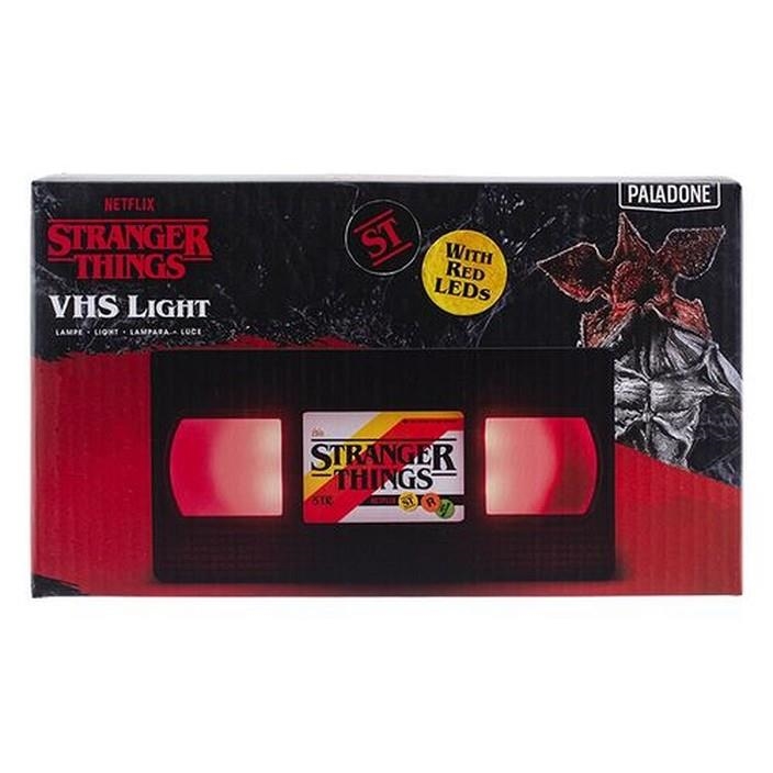 STRANGER THINGS LLUM DE SOBRETAULA VHS | 5055964791308 | PALADONE | Llibreria La Gralla | Librería online de Granollers