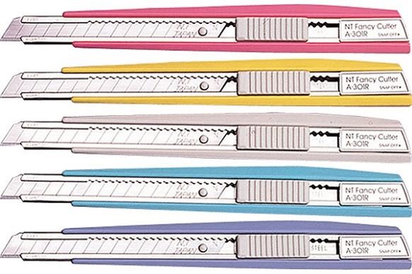 CUTTER 9MM FANCY CUTTER | 4904011010095 | A-301RP | Llibreria La Gralla | Librería online de Granollers