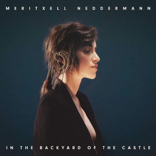 IN THE BACKYARD OF THE CASTLE | 8424295369550 | NEDDERMANN, MERITXELL | Llibreria La Gralla | Llibreria online de Granollers