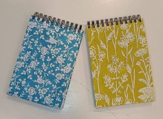 LLIBRETA ASEPAC BLOC ESPIRAL FLORS COLORS | ltinta | ASELTINTA | Llibreria La Gralla | Librería online de Granollers