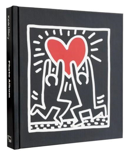 ALBUM FOTOS GRUPO ERIK KEITH HARING 16X16CM | 8435747813231 | ERINGC250225 | Llibreria La Gralla | Llibreria online de Granollers