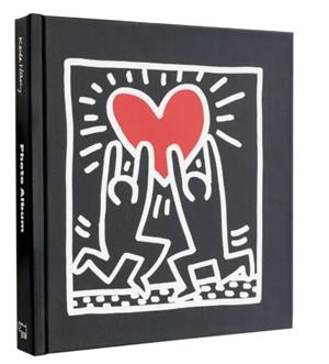 ALBUM FOTOS GRUPO ERIK KEITH HARING 16X16CM | 8435747813231 | ERINGC250225 | Llibreria La Gralla | Llibreria online de Granollers