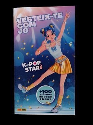 K-POP SUPER STARS. VESTEIX-TE COM JO (PORTADA BLAVA) | 9791370139834 | VVAA | Llibreria La Gralla | Llibreria online de Granollers